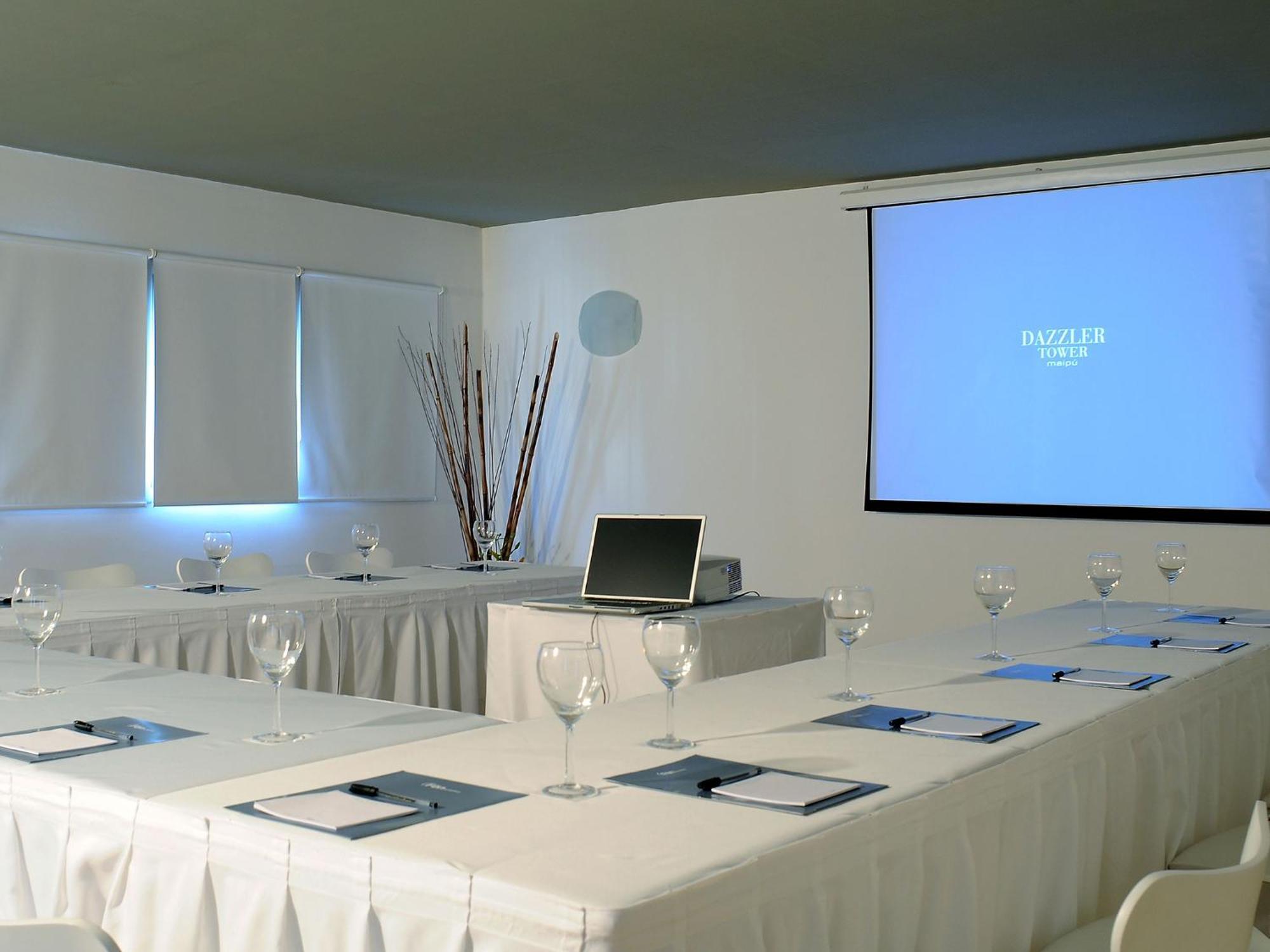 فندق Dazzler By Wyndham Buenos Aires Maipu المرافق الصورة